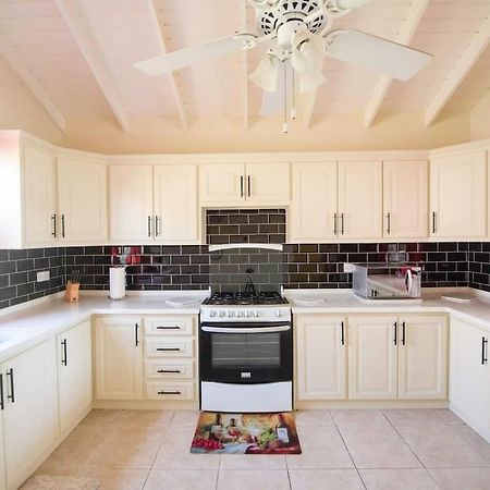 Beachy Cottage I Kitchen I Wi-Fi I Shaded Cabana I Parking Saint Phillip Exterior foto
