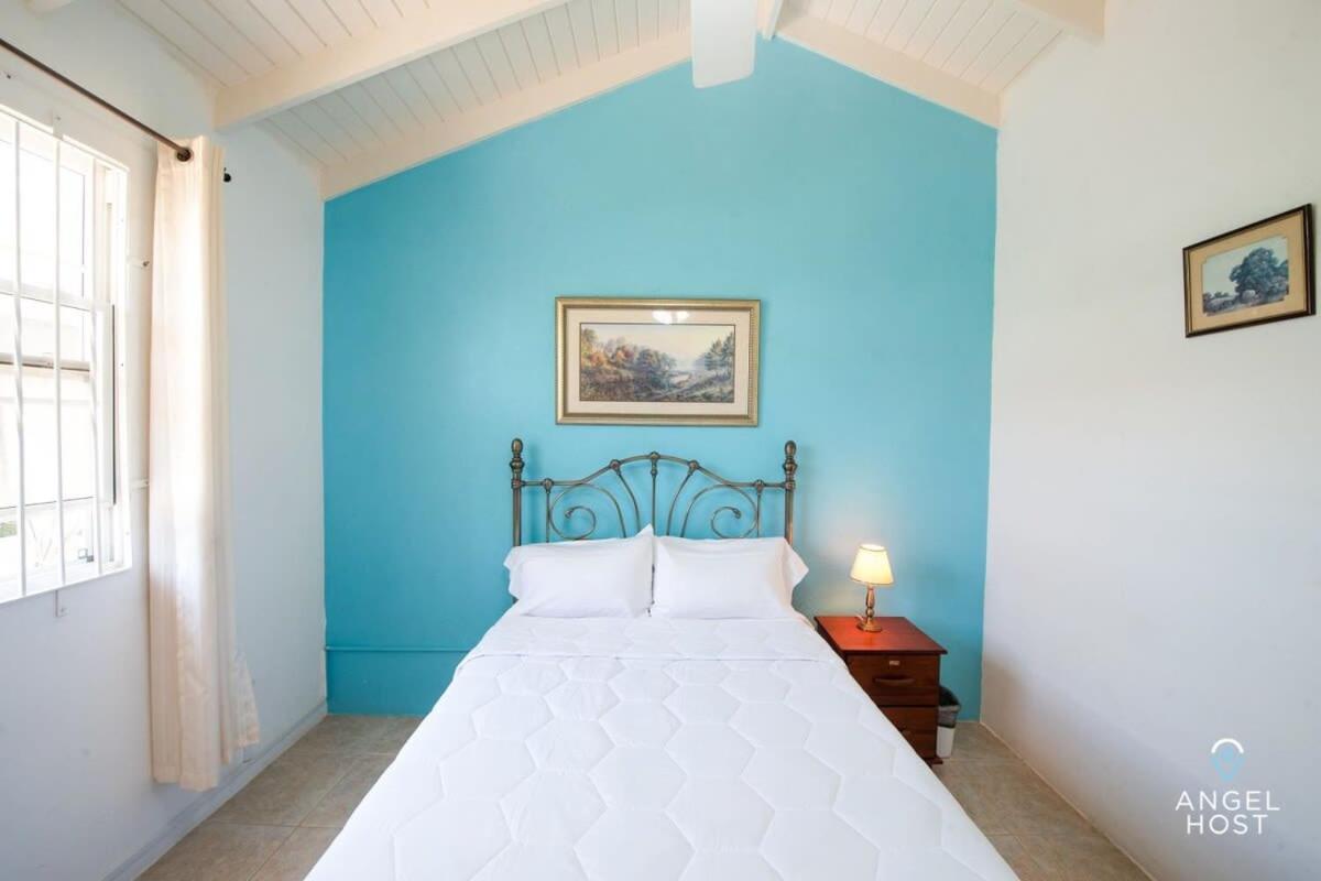 Beachy Cottage I Kitchen I Wi-Fi I Shaded Cabana I Parking Saint Phillip Exterior foto
