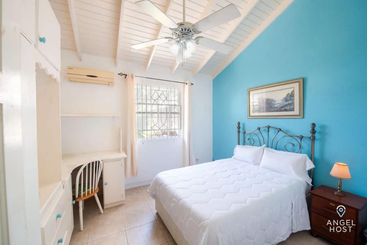 Beachy Cottage I Kitchen I Wi-Fi I Shaded Cabana I Parking Saint Phillip Exterior foto